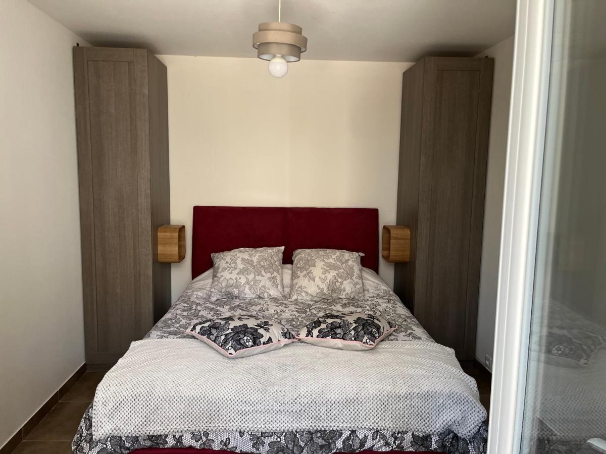 דירות הייר Aux 3 Domaines T2 Avec Terrasse מראה חיצוני תמונה