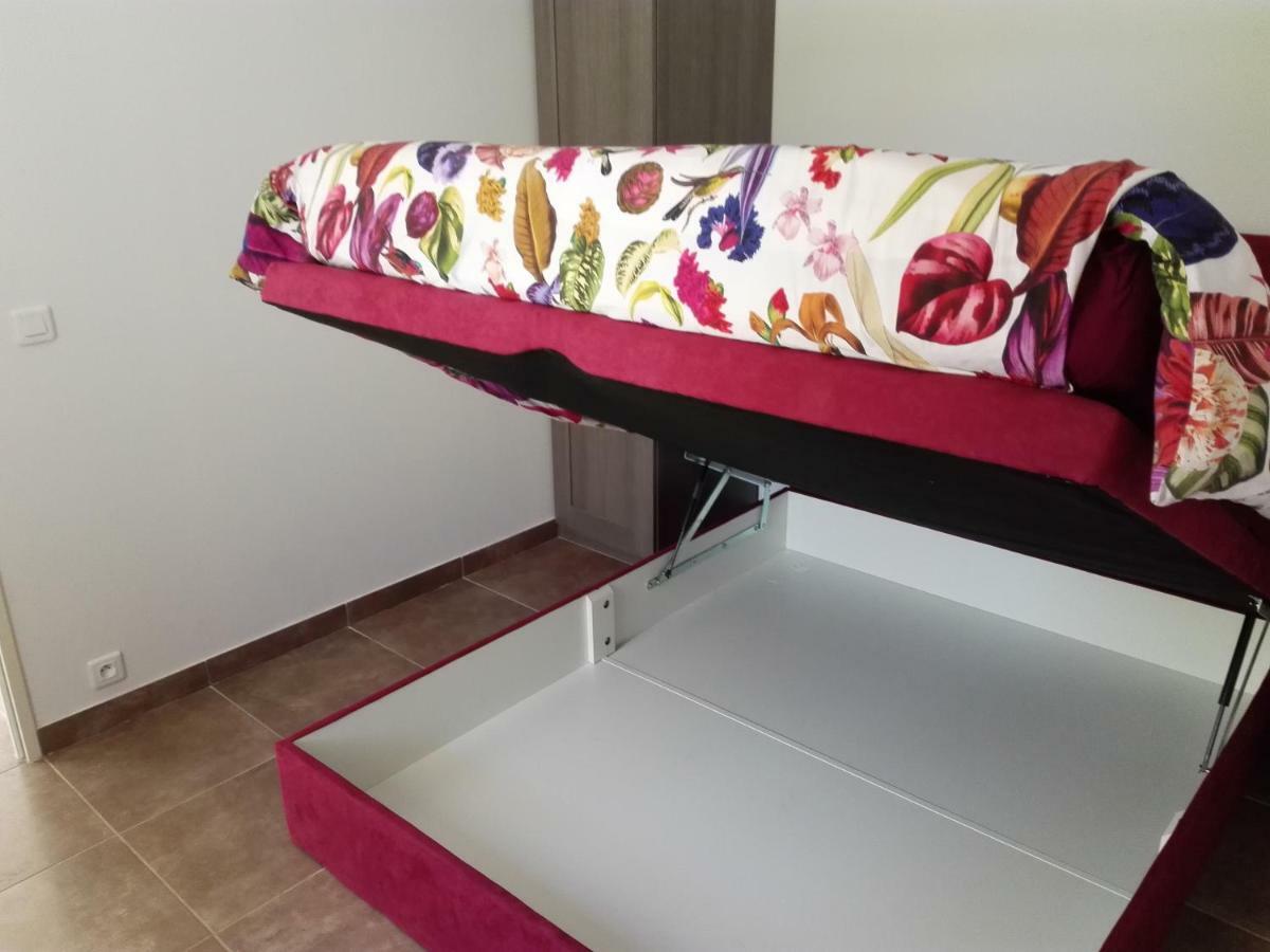 דירות הייר Aux 3 Domaines T2 Avec Terrasse מראה חיצוני תמונה